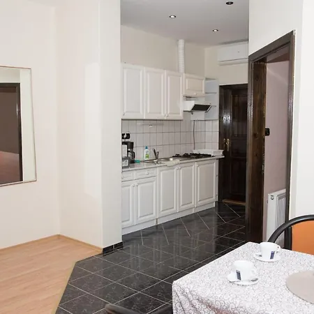Astoria Panzio Oda ve Kahvaltı